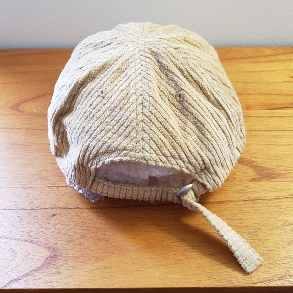 Vintage Beige / Off-White Adjustable Corduroy Hat - Picture 4 of 4